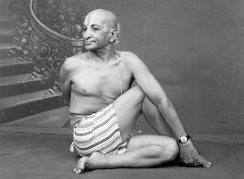 book Yogāsanagalu by written by T Krishnamacharya in 1941
