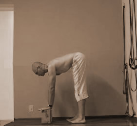 Uttanasana_0001
