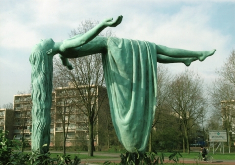 Elisabet-Stienstra-Sculpture- 2001